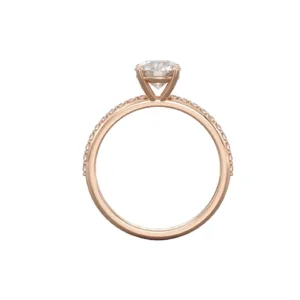טבעת יהלום בחיתוך עגול עם יהלומי צד Pave setting זהב רוז